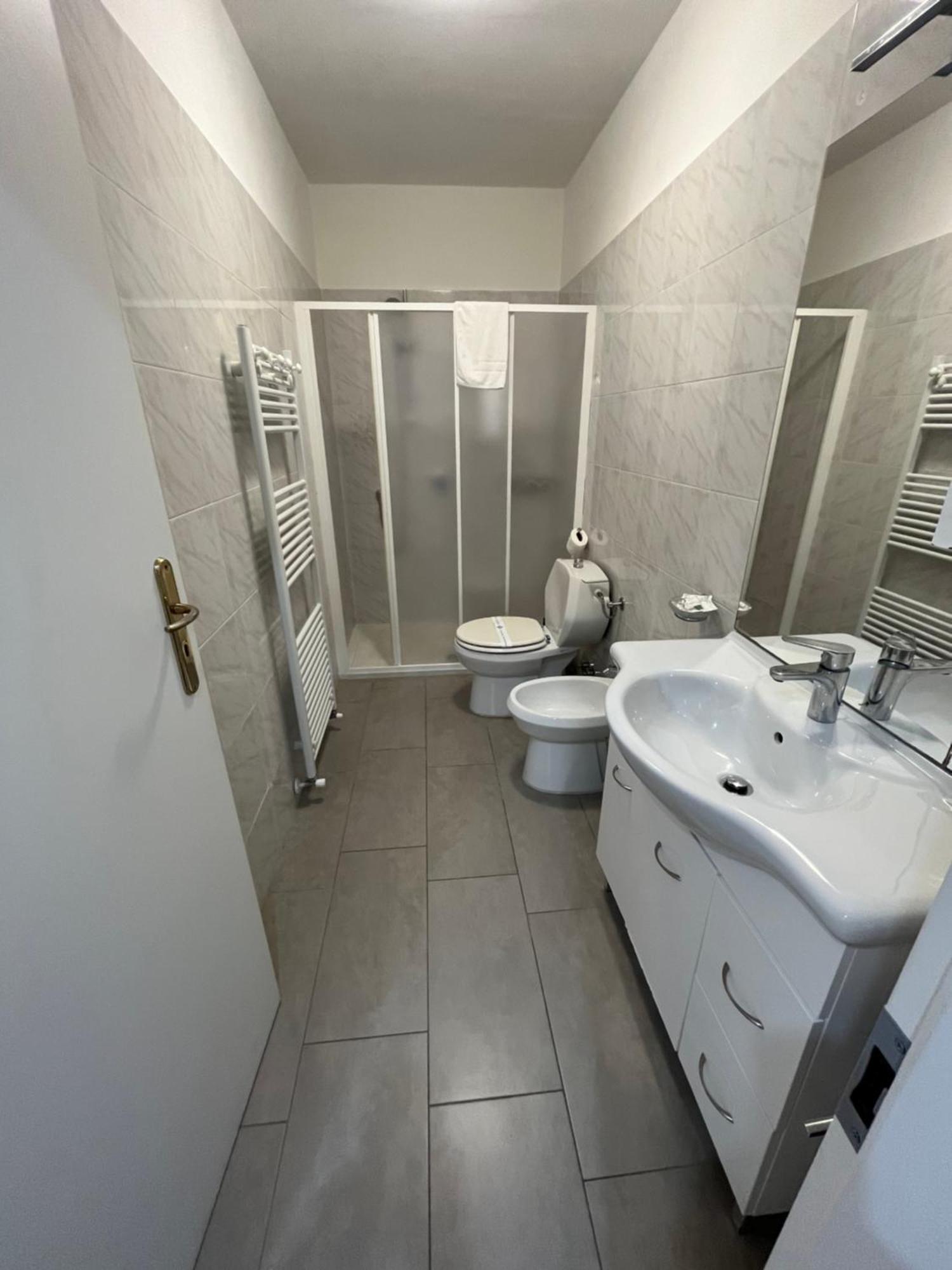 In Via Venti Apartment ลาสเปเซีย ภายนอก รูปภาพ